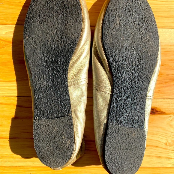 Handmade Gold Flats Size 8 - Picture 3 of 3